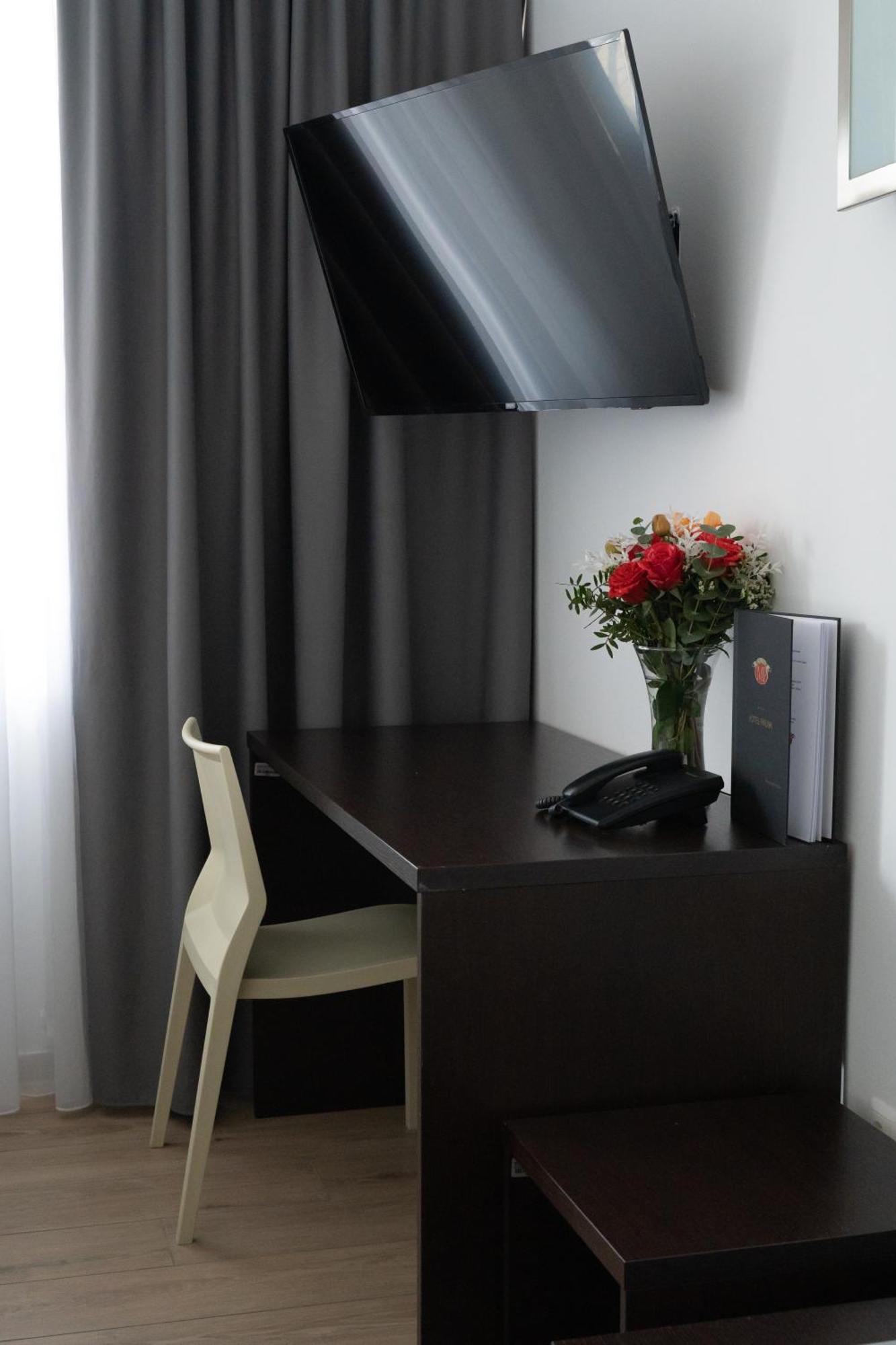 Hotel Prunk Sežana Extérieur photo
